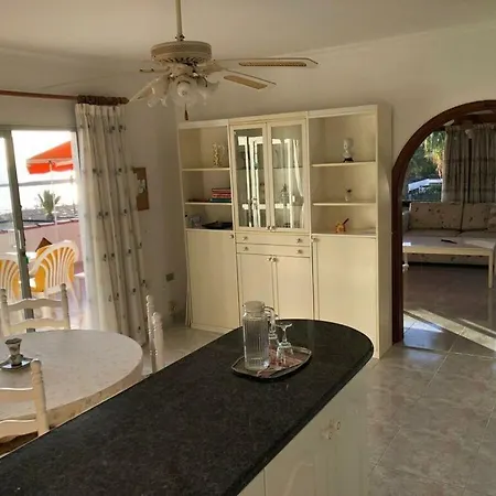 Apartment In The Arona Cristianos *