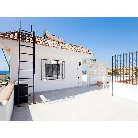 Apartment In The Arona Cristianos *