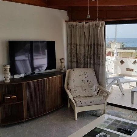 In The Arona Cristianos Apartment Playa de las Americas (Tenerife)